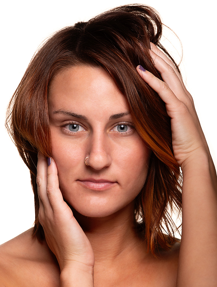Short dark haired girl smiles at camera in makeup free beauty shot. Alyssa Bryn Photography. Bryssa. Bryssa Blog.